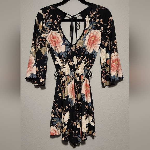 Blackmilk Koson Flowers Kimono Playsuit - Limited M - Picture 5 of 7